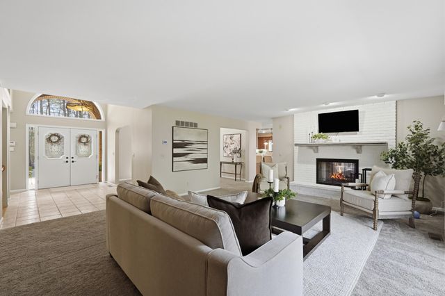 9256 Fenton Road, Grand Blanc, MI 48439