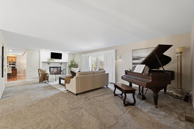 9256 Fenton Road, Grand Blanc, MI 48439