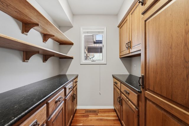 9256 Fenton Road, Grand Blanc, MI 48439