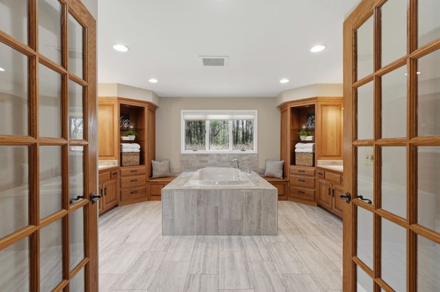 9256 Fenton Road, Grand Blanc, MI 48439