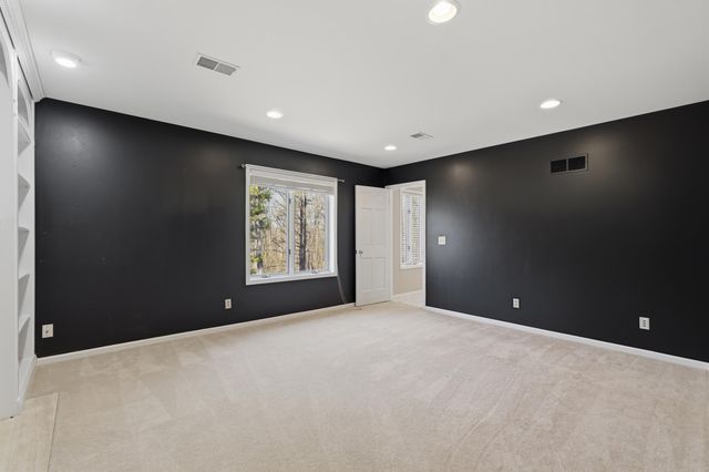 9256 Fenton Road, Grand Blanc, MI 48439