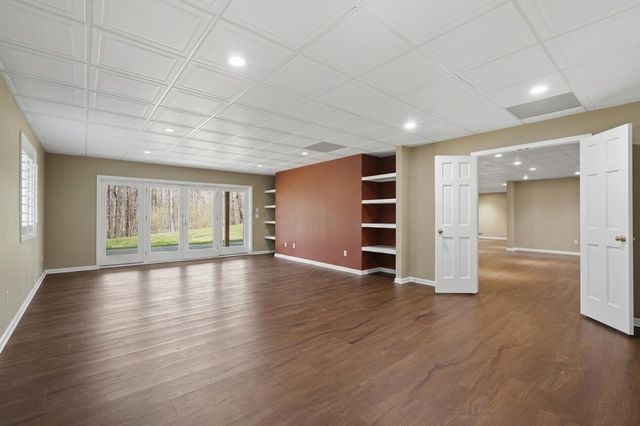 9256 Fenton Road, Grand Blanc, MI 48439