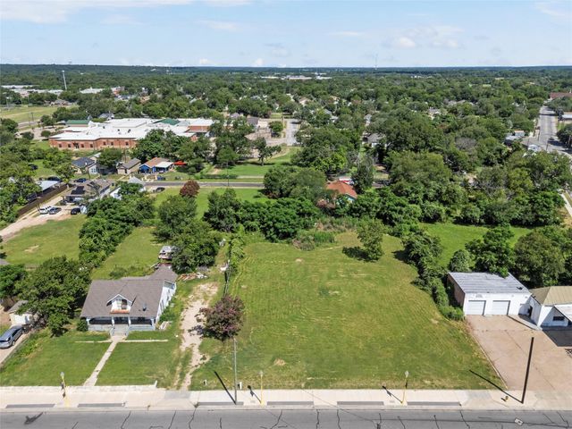 1206 Elm Street, Waco, TX 76704