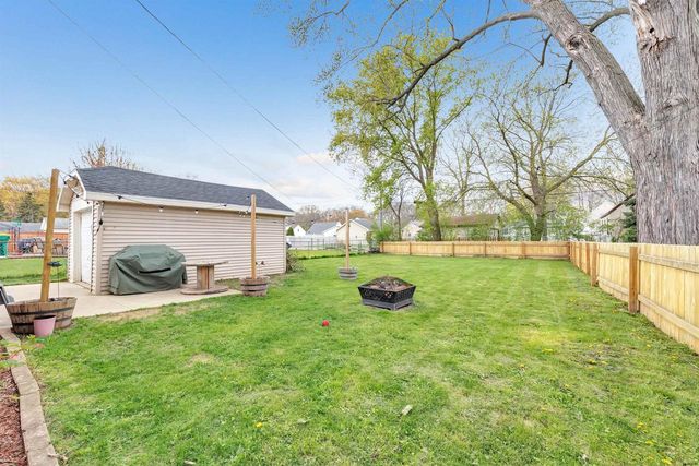 1104 13TH AVENUE, Green Bay, WI 54304