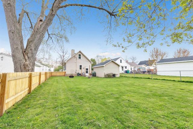 1104 13TH AVENUE, Green Bay, WI 54304