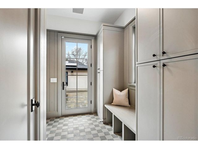 525 S High St, Denver, CO 80209