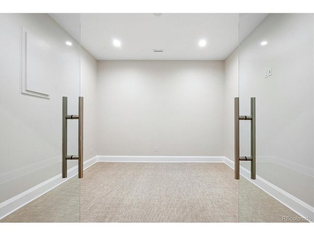 525 S High St, Denver, CO 80209