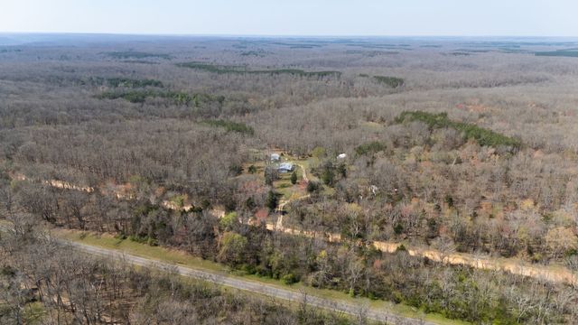 1300 New Sheboss Road, Duck River, TN 38454