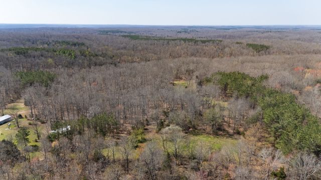 1300 New Sheboss Road, Duck River, TN 38454