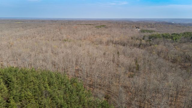 1300 New Sheboss Road, Duck River, TN 38454