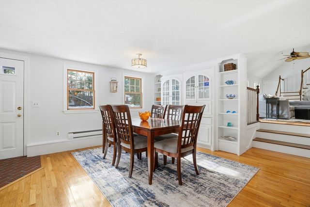 18 King Phillips Path, Duxbury, MA 02332