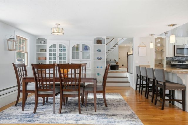 18 King Phillips Path, Duxbury, MA 02332