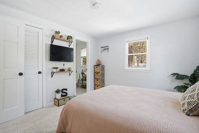 18 King Phillips Path, Duxbury, MA 02332