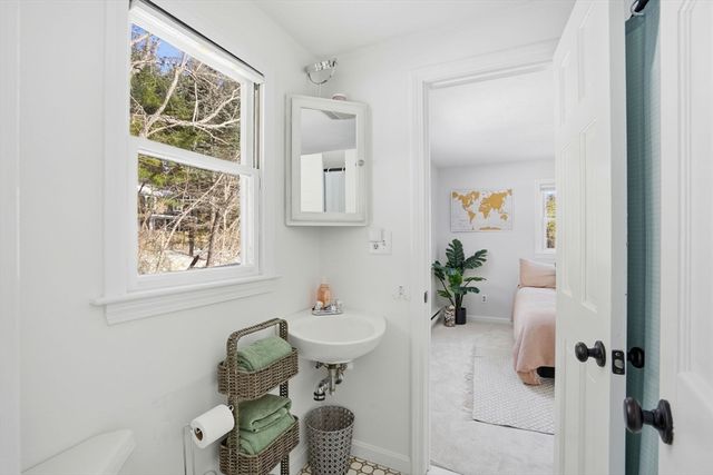 18 King Phillips Path, Duxbury, MA 02332