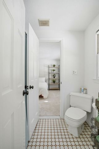 18 King Phillips Path, Duxbury, MA 02332