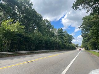 39 Bedford Street, Lakeville, MA 02347