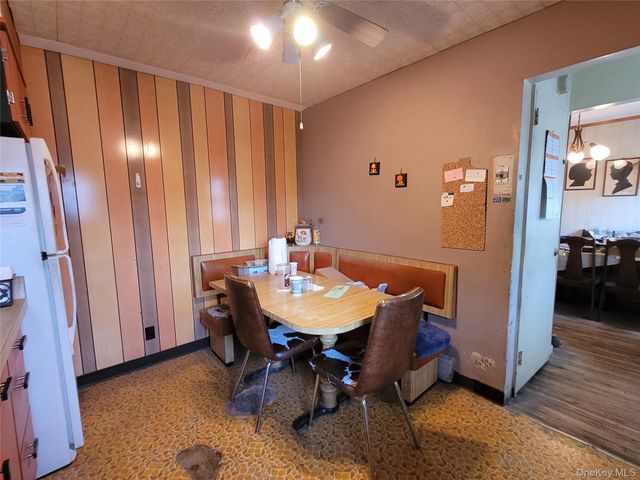 12 Clark Street, Plainview, NY 11803