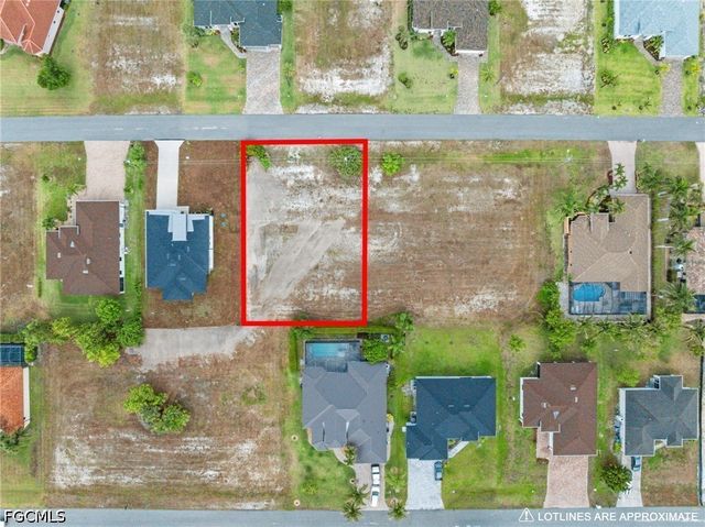 2722 NW 41st PL, Cape Coral, FL 33993