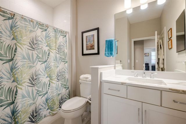 240 TRACINO TERRACE, Nokomis, FL 34275