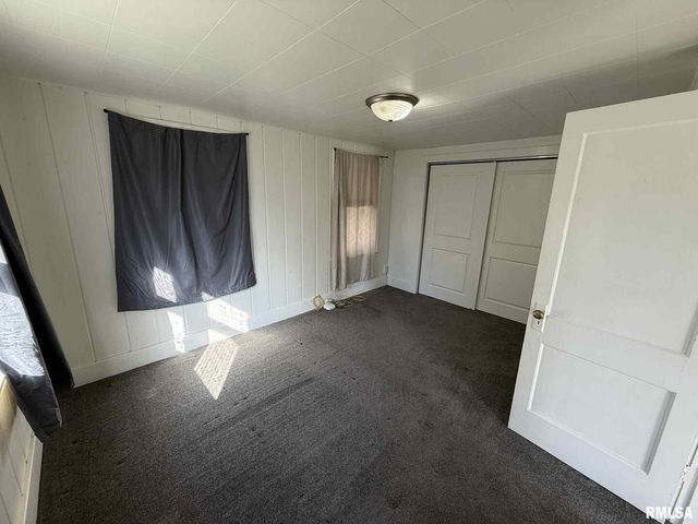 2209 39TH Street, Rock Island, IL 61201