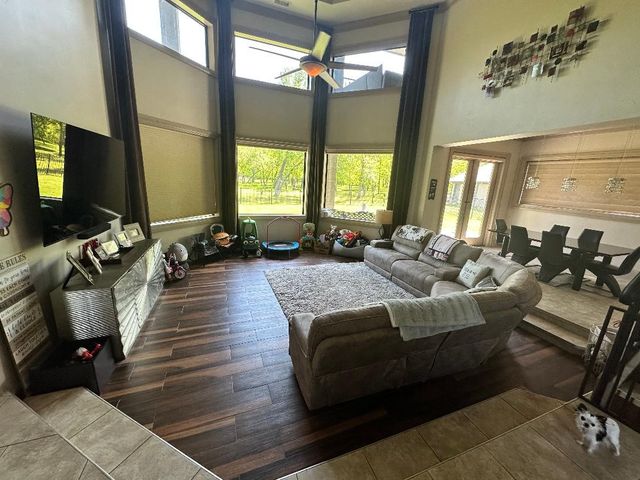 8300 Willow Circle, Terrell, TX 75160