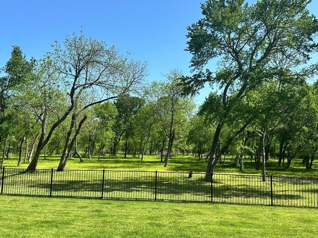 8300 Willow Circle, Terrell, TX 75160