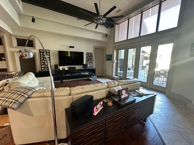 8300 Willow Circle, Terrell, TX 75160