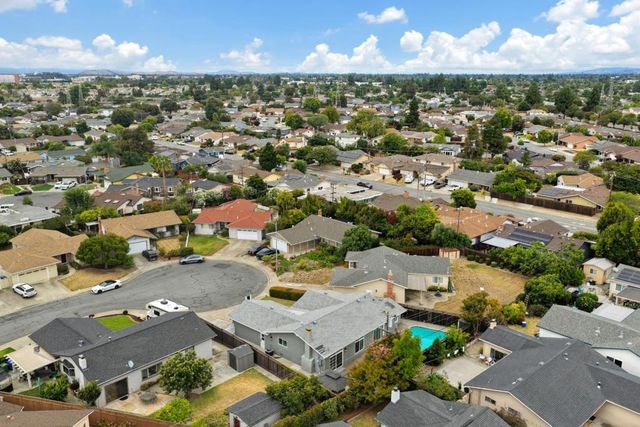 4833 Claremont Park Court, Fremont, CA 94538
