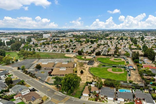 4833 Claremont Park Court, Fremont, CA 94538