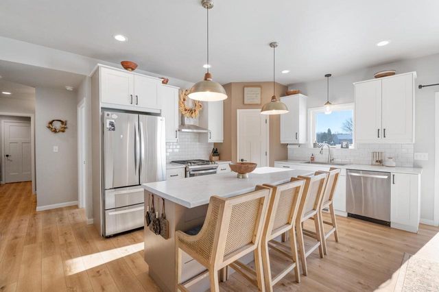 2885 T BERG CIRCLE, Abrams, WI 54101