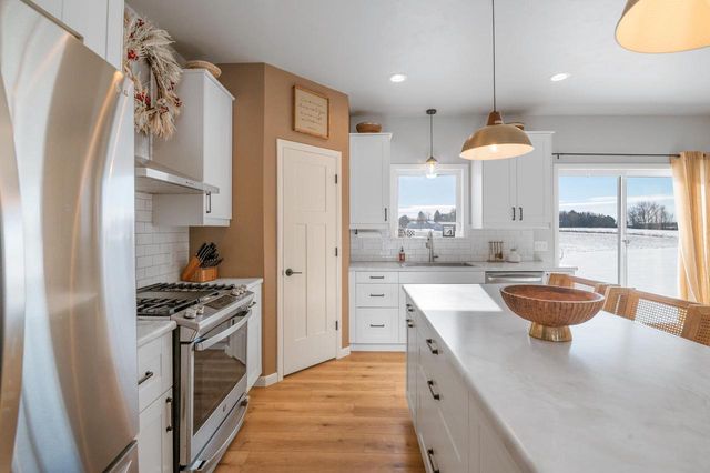 2885 T BERG CIRCLE, Abrams, WI 54101