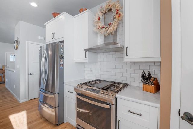 2885 T BERG CIRCLE, Abrams, WI 54101