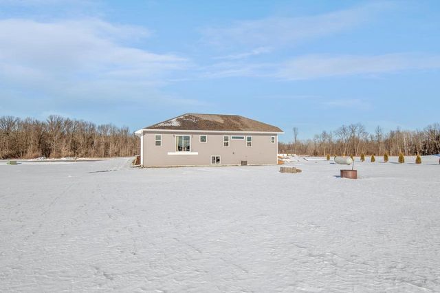 2885 T BERG CIRCLE, Abrams, WI 54101