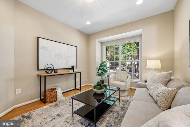 229 PAINTED POST LN, Gaithersburg, MD 20878