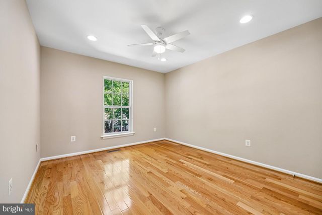 229 PAINTED POST LN, Gaithersburg, MD 20878