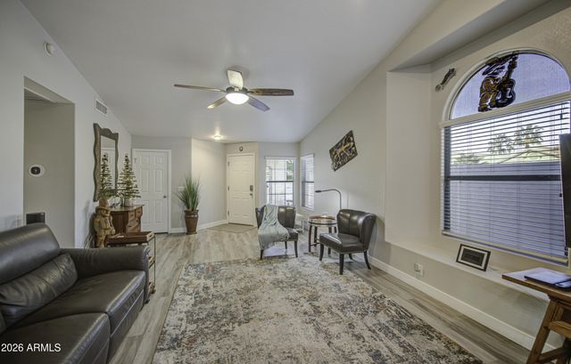 815 W Geronimo Street, Chandler, AZ 85225