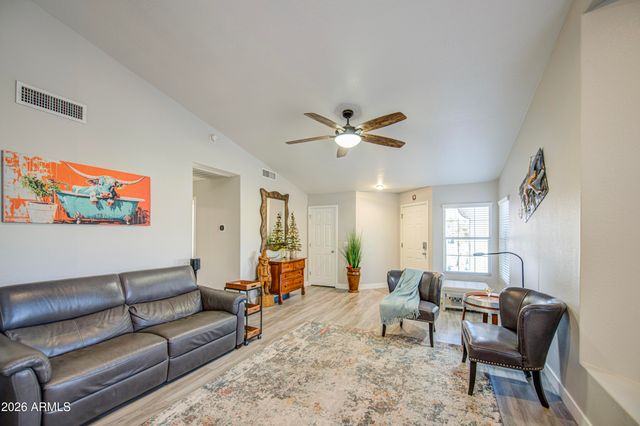 815 W Geronimo Street, Chandler, AZ 85225