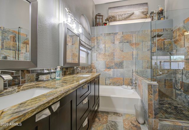 815 W Geronimo Street, Chandler, AZ 85225