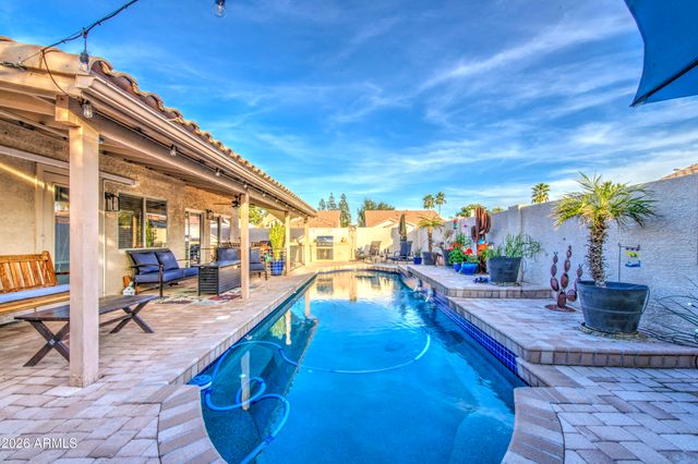 815 W Geronimo Street, Chandler, AZ 85225