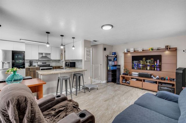 16230 NW 84th Ct, Miami Lakes, FL 33016