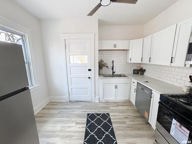 1638 20TH Avenue, Moline, IL 61265