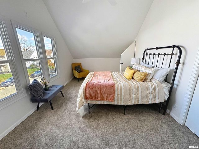 1638 20TH Avenue, Moline, IL 61265