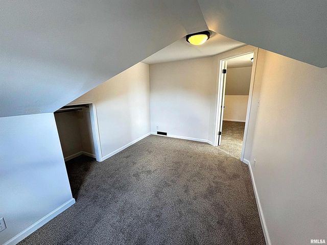 1638 20TH Avenue, Moline, IL 61265