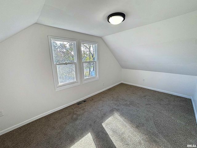 1638 20TH Avenue, Moline, IL 61265