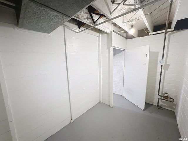 1638 20TH Avenue, Moline, IL 61265