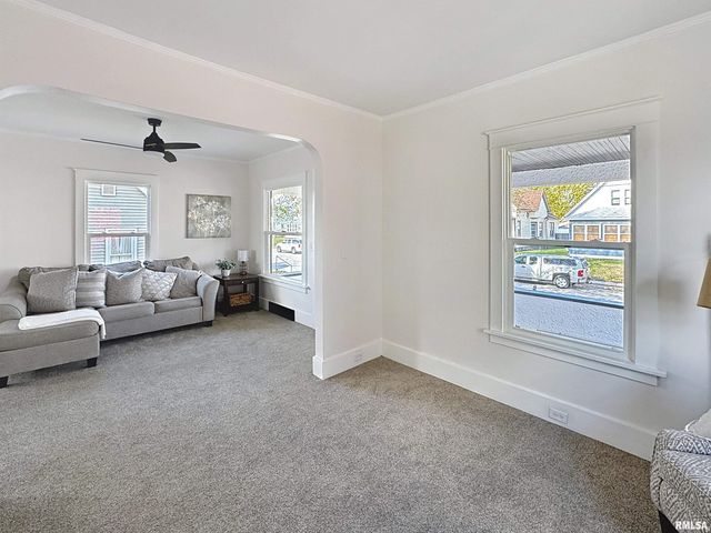 1638 20TH Avenue, Moline, IL 61265