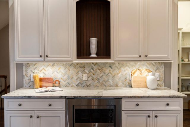 2060 Fontenay Place, Upper Arlington, OH 43220