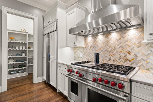2060 Fontenay Place, Upper Arlington, OH 43220