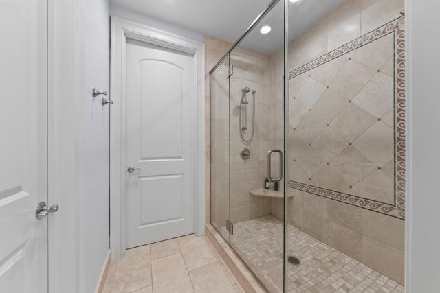 2060 Fontenay Place, Upper Arlington, OH 43220
