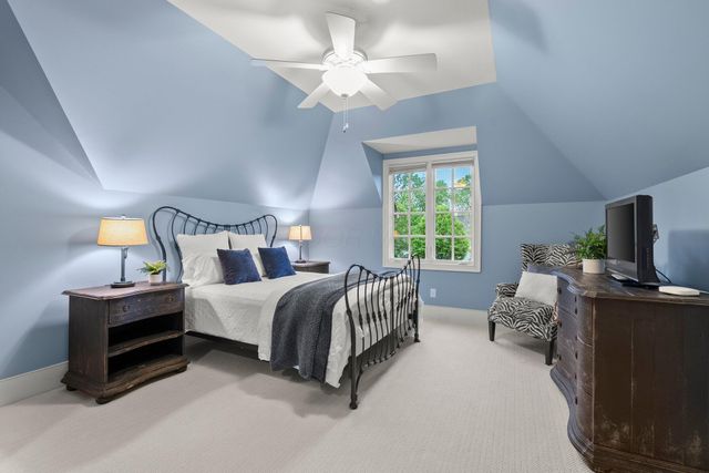 2060 Fontenay Place, Upper Arlington, OH 43220